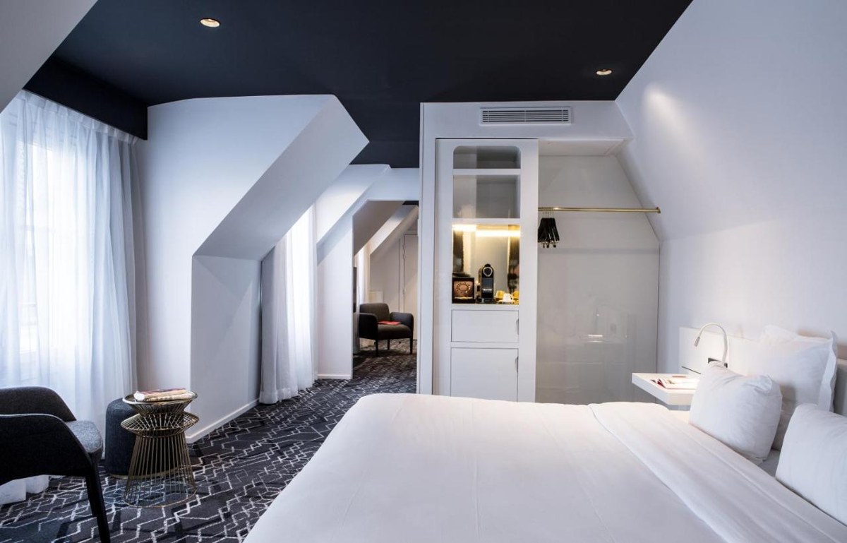 LE GENERAL HOTEL photo 2