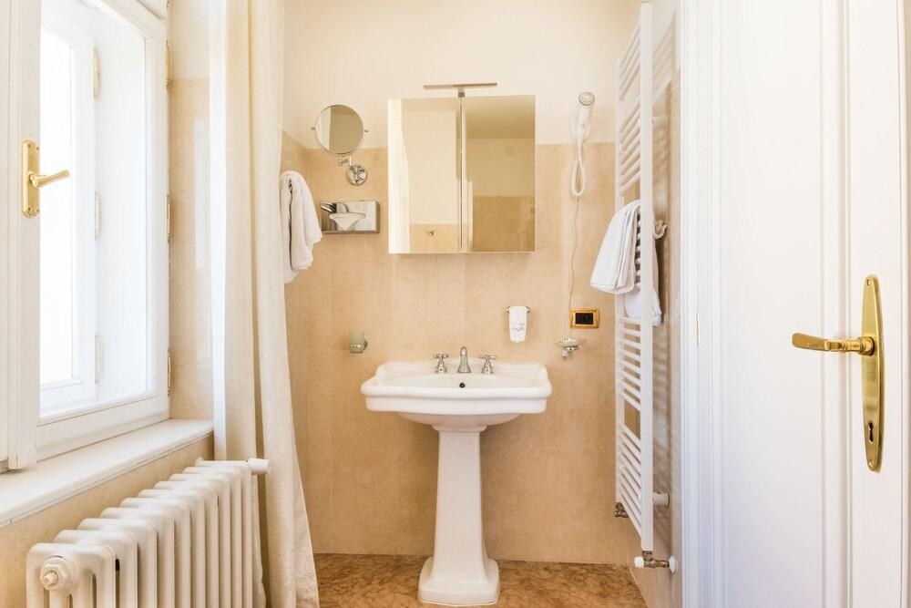 RESIDENCE LA FENICE APT. photo 4