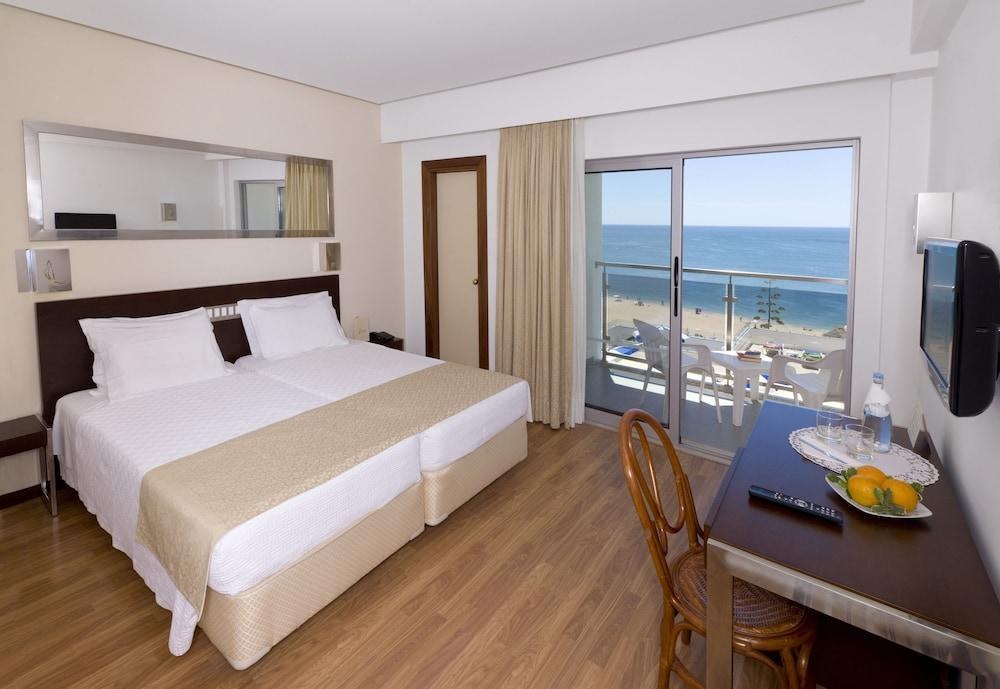 HOTEL ALISIOS photo 2