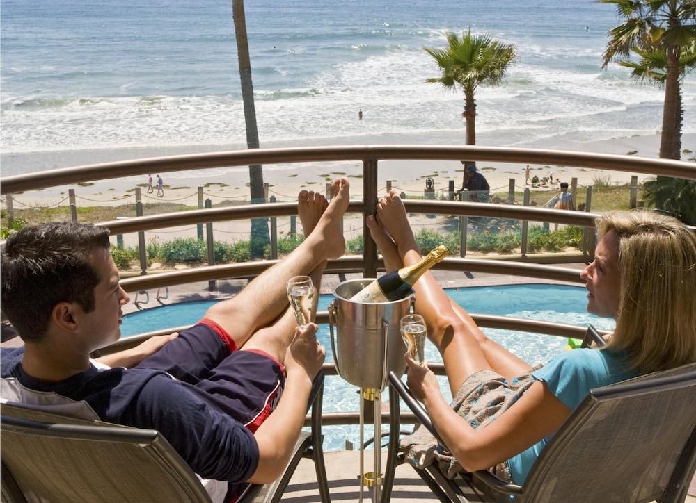 PACIFIC TERRACE HOTEL photo 3