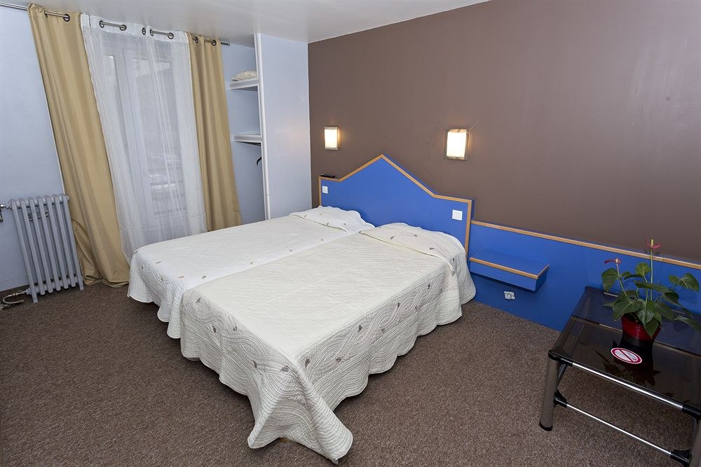 HIPOTEL PERE LACHAISE HOTEL photo 1