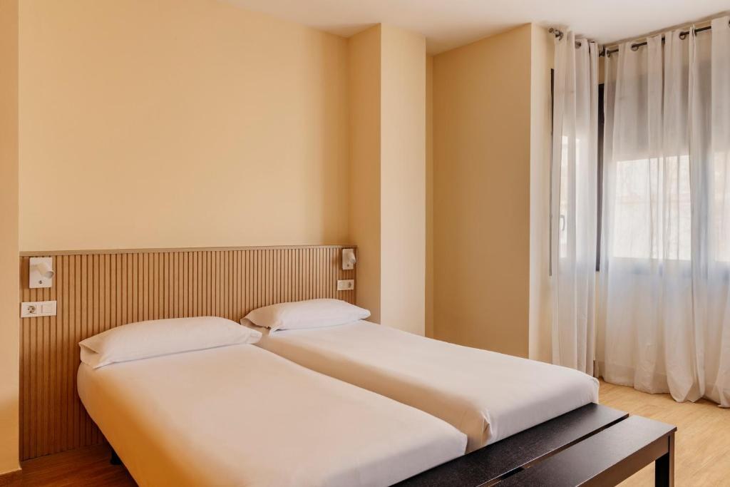 BARCELONA APARTMENT VILLARROEL photo 4