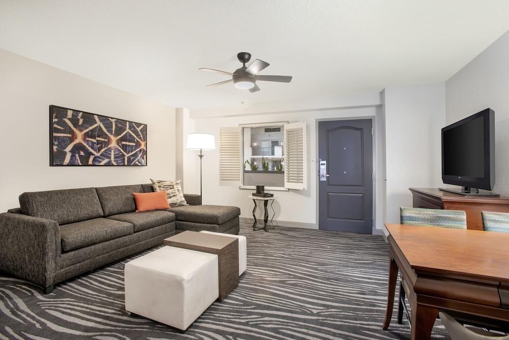 Embassy Suites by Hilton Orlando Airport photo 3