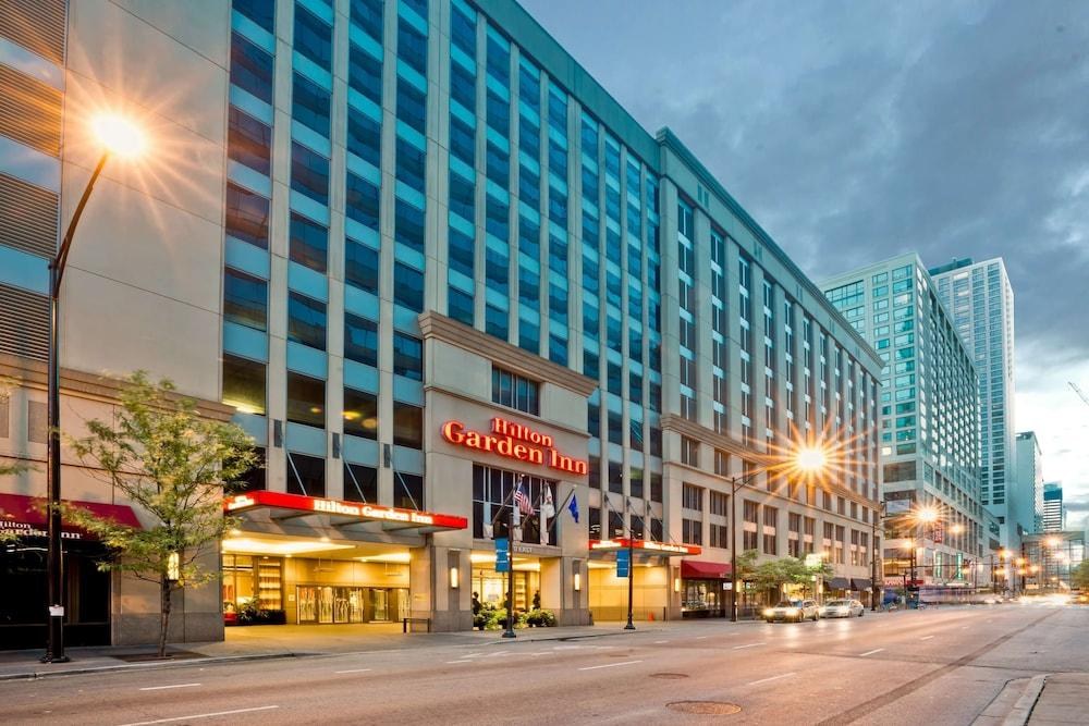 Hilton Garden Inn Chicago Downtown/Magnificent Mile photo 3