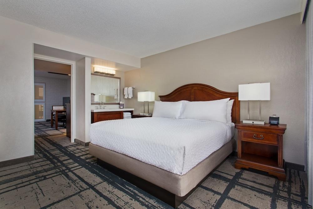 Embassy Suites by Hilton Orlando-Int'l Drive-Convention Ctr photo 4