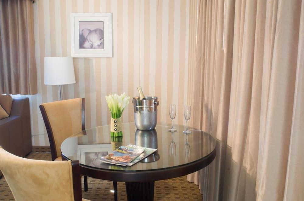 Courtyard by Marriott San Diego Downtown Little Italy photo 2