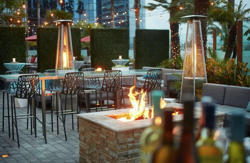 Embassy Suites by Hilton San Diego La Jolla