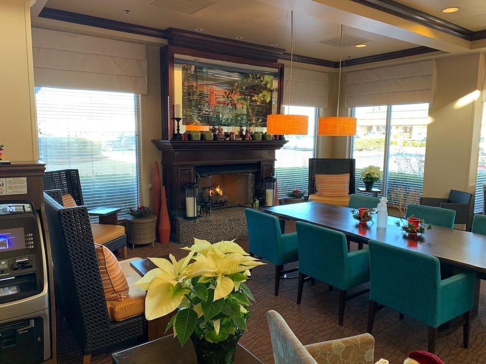 Hilton Garden Inn Bentonville Rogers photo 2