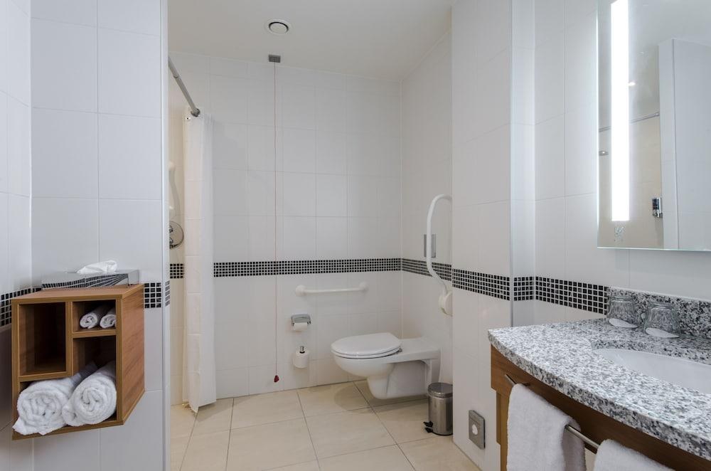 Hampton by Hilton Amsterdam Airport Schiphol photo 3
