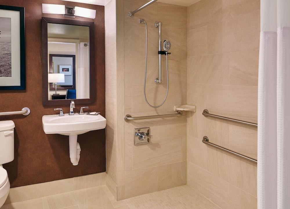 Doubletree by Hilton San Antonio Airport photo 4