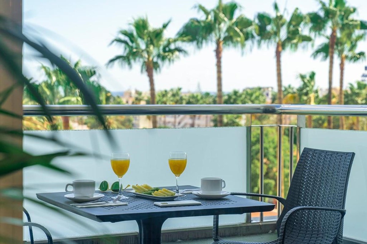 AXELBEACH MASPALOMAS - APTS & LOUNGE CLUB -ADULTS ONLY photo 3