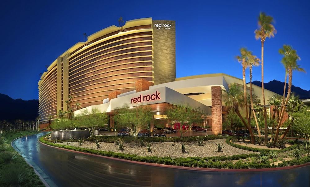 RED ROCK CASINO RESORT & SPA photo 2