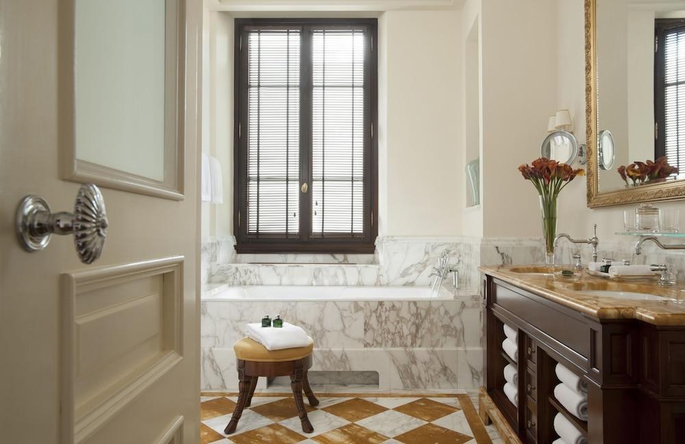 Four Seasons Hotel Firenze photo 4