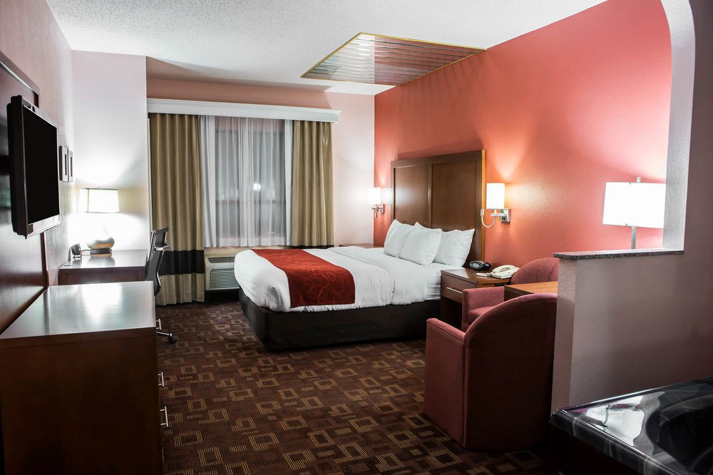 COMFORT SUITES NEAR THE GALLERIA