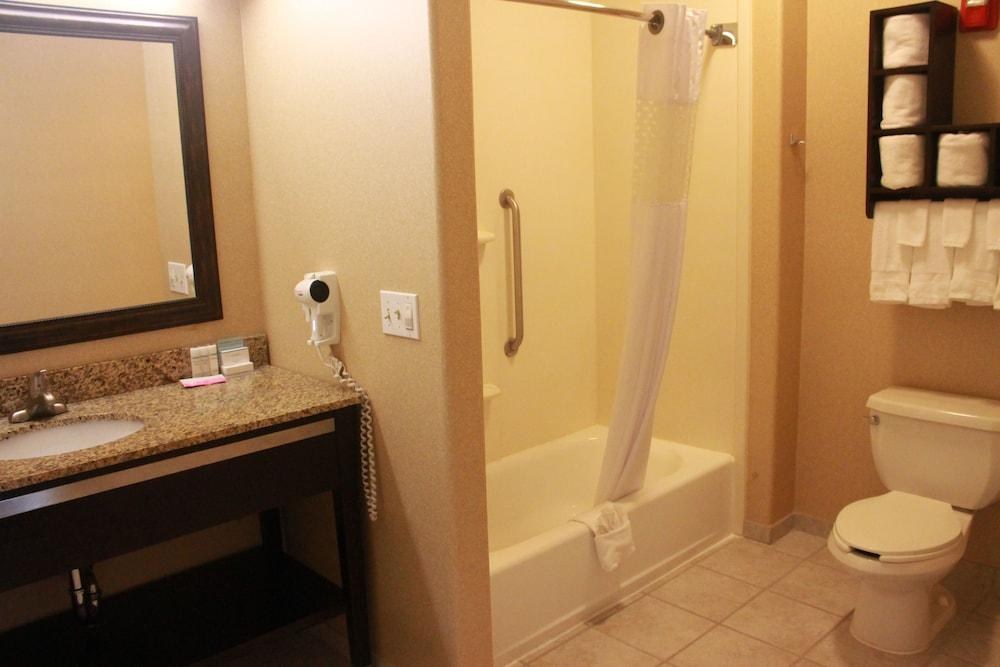 Hampton Inn & Suites Houston-Cypress Station photo 4