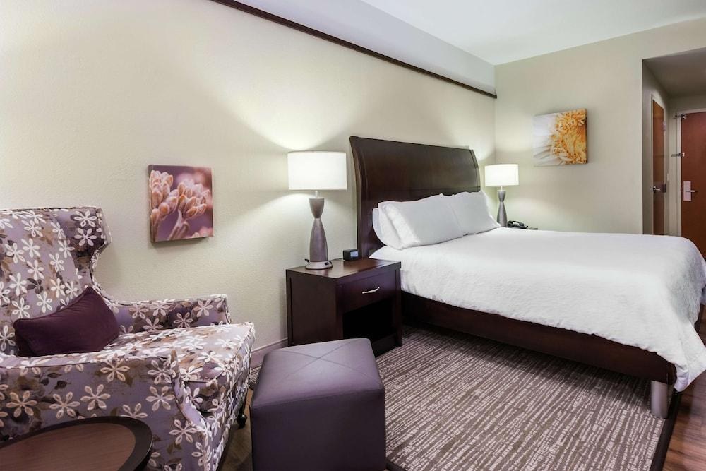 Hilton Garden Inn West Palm Beach Airport photo 3