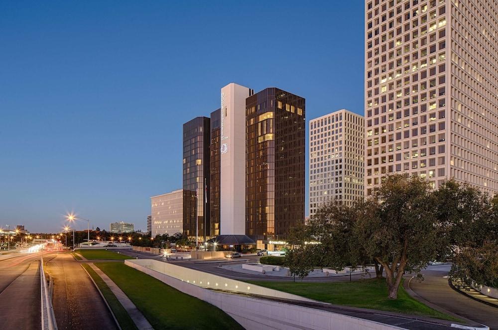 DoubleTree by Hilton Houston - Greenway Plaza photo 4