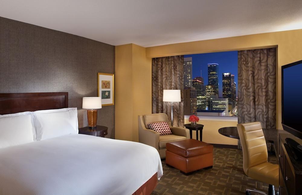 Hilton Americas-Houston photo 4