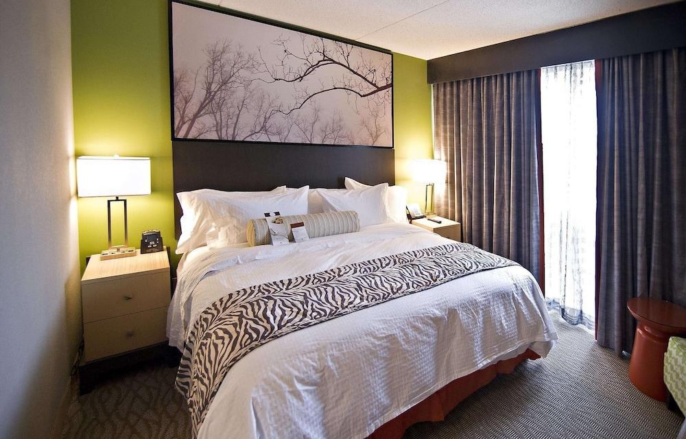 DoubleTree Suites by Hilton Huntsville South photo 3
