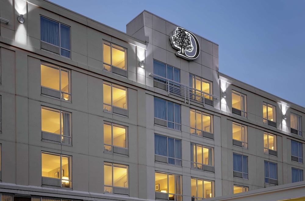 DoubleTree by Hilton Boston Bayside photo 4