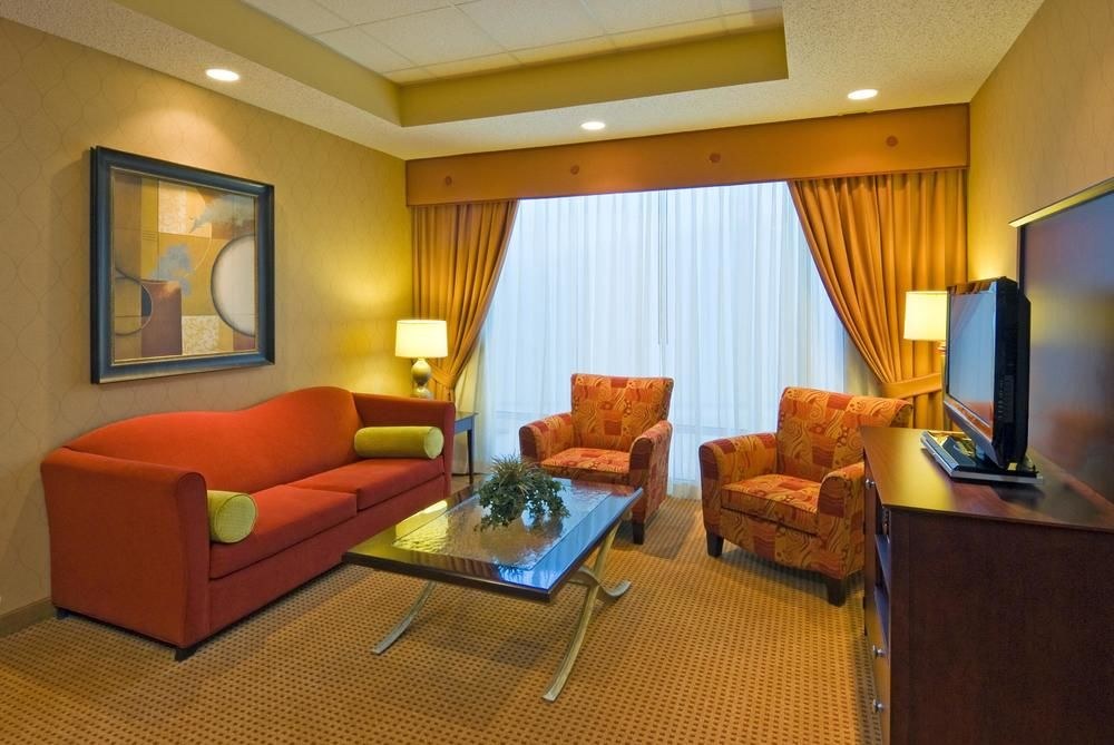 Embassy Suites by Hilton Huntsville photo 1
