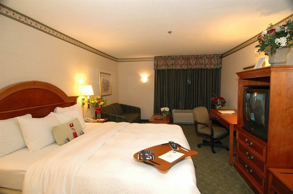 Hampton Inn San Francisco Airport photo 1
