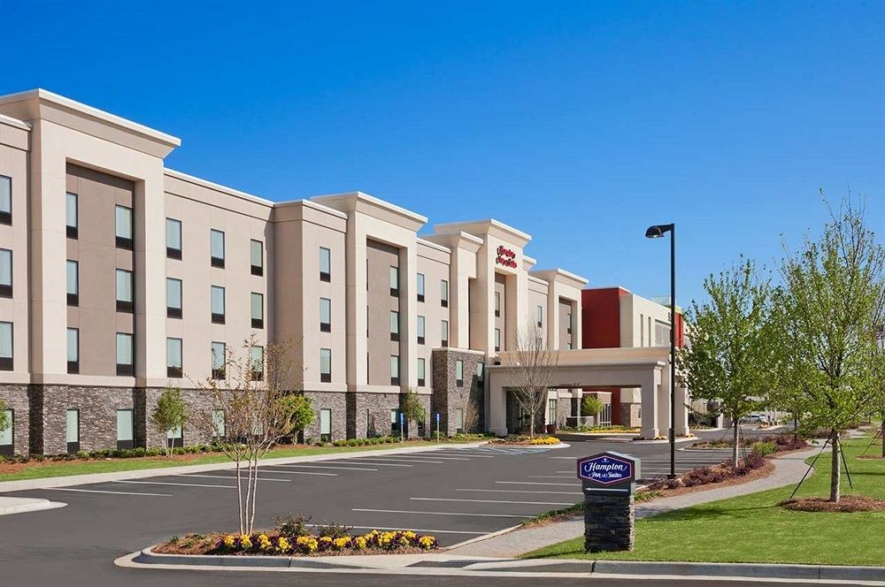 Hampton Inn & Suites Huntsville/Research Park Area photo 1