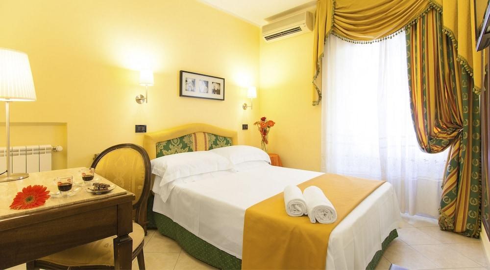 TUSCOLANA HOTEL photo 3