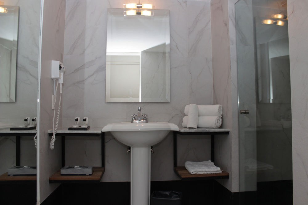HOTEL PLAZA REVOLUCION photo 1