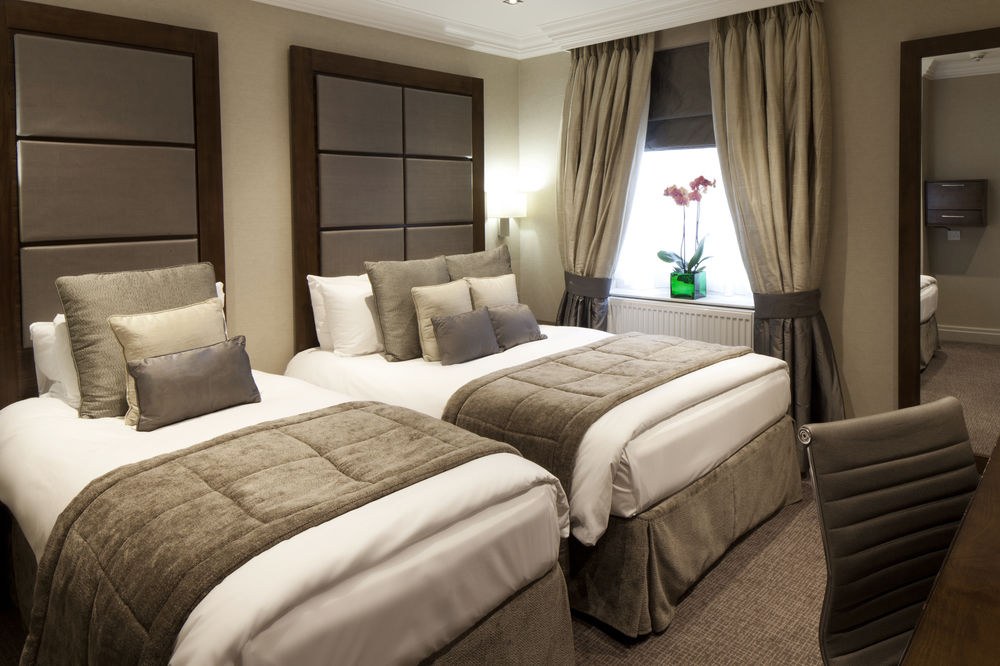 Gem Langham Court Hotel photo 1