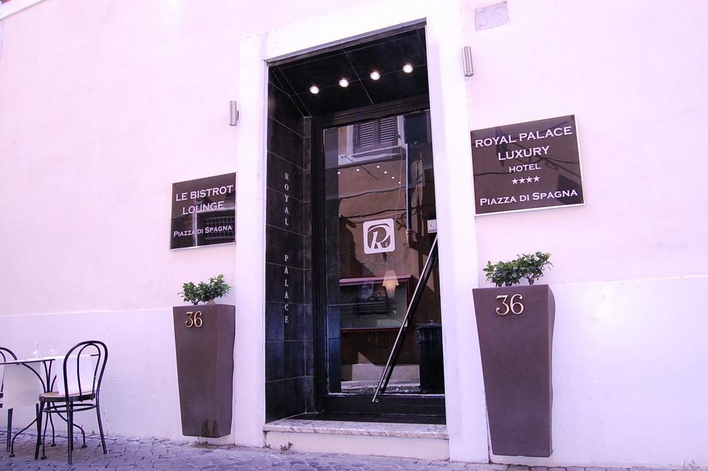 ROYAL PALACE LUXURY HOTEL photo 1