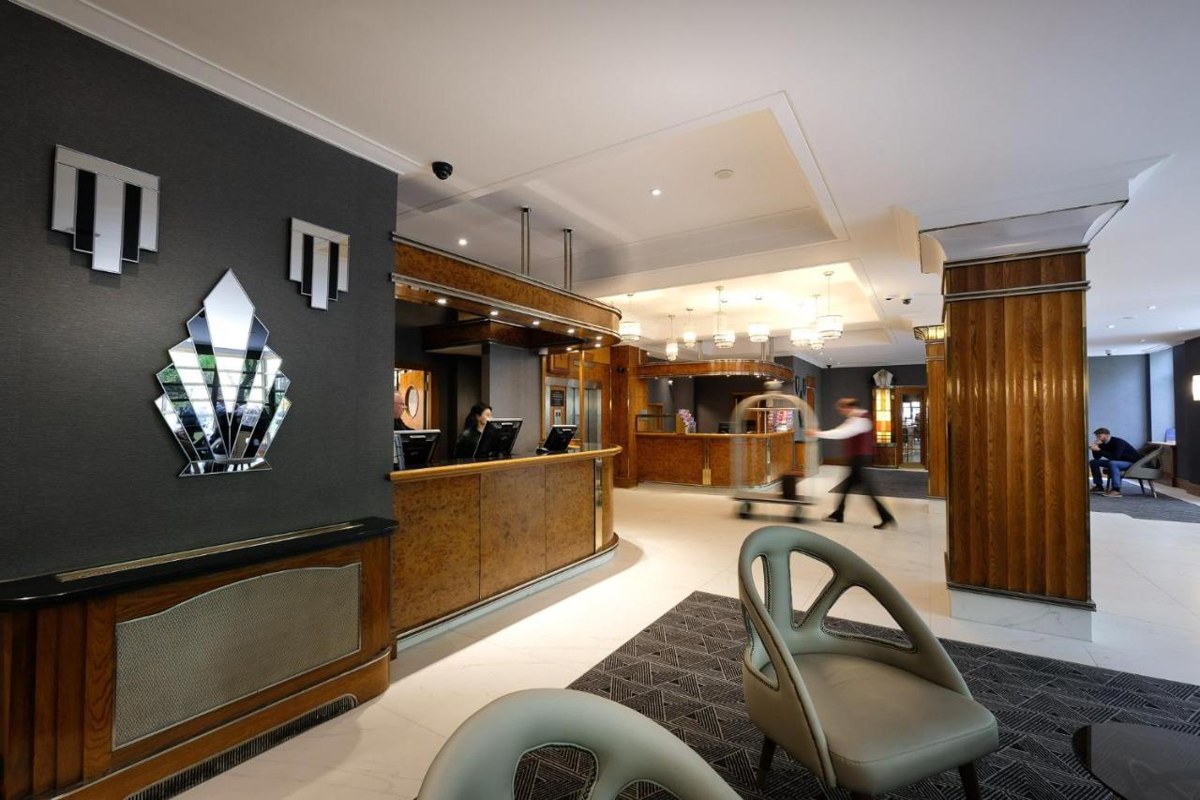TAVISTOCK HOTEL photo 3