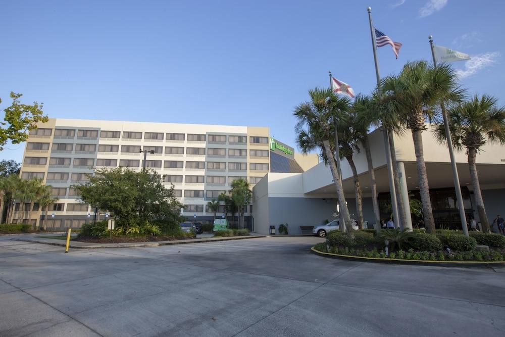 HOLIDAY INN ORLANDO INTERNATIONAL AIRPORT photo 2