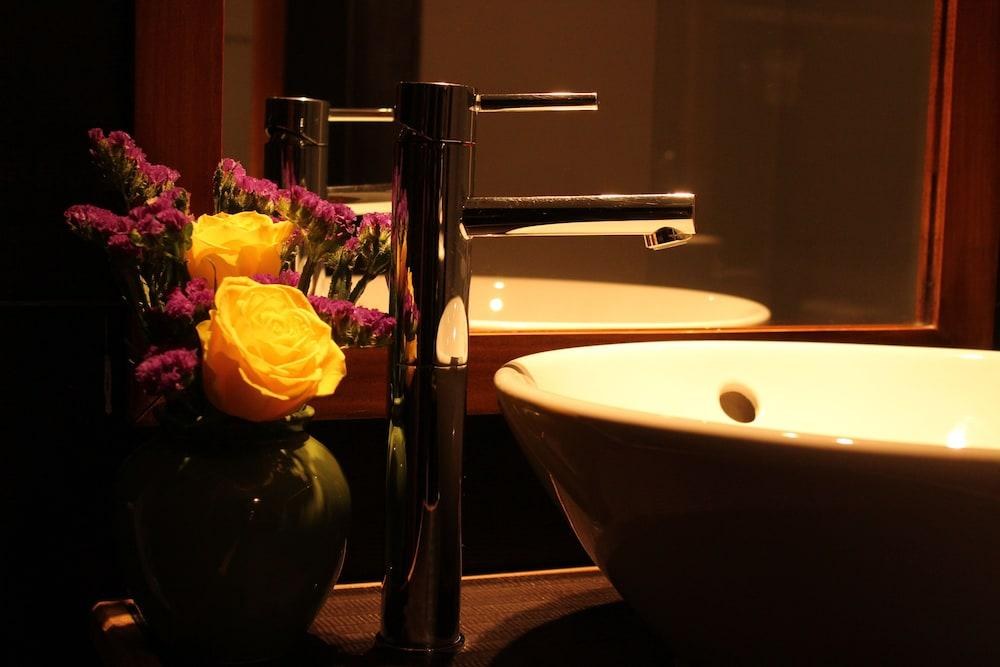 RELAIS MONCEAU photo 3