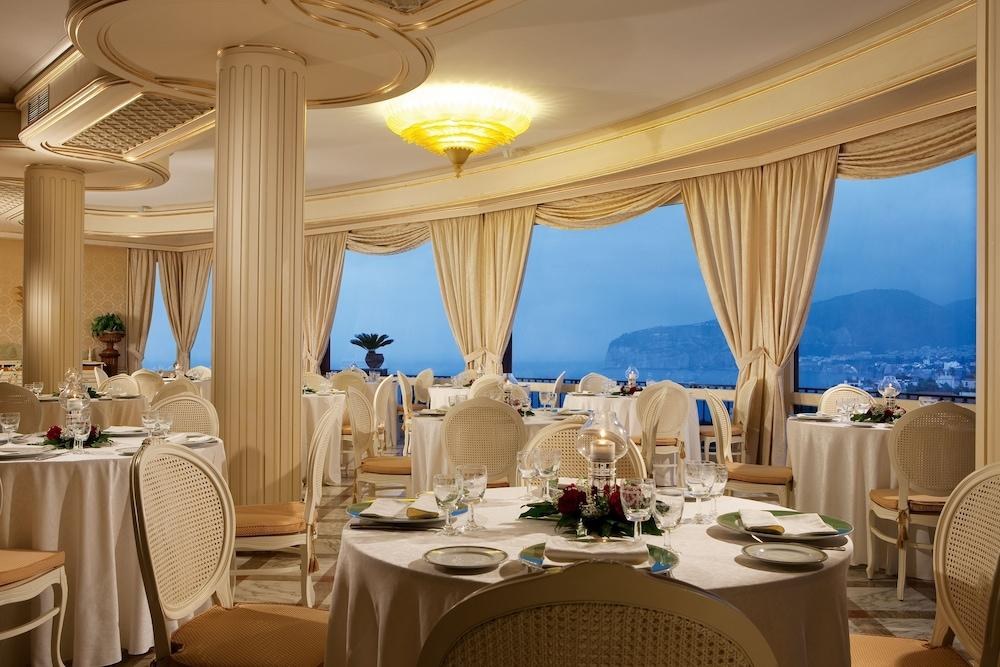 GRAND HOTEL CAPODIMONTE photo 4