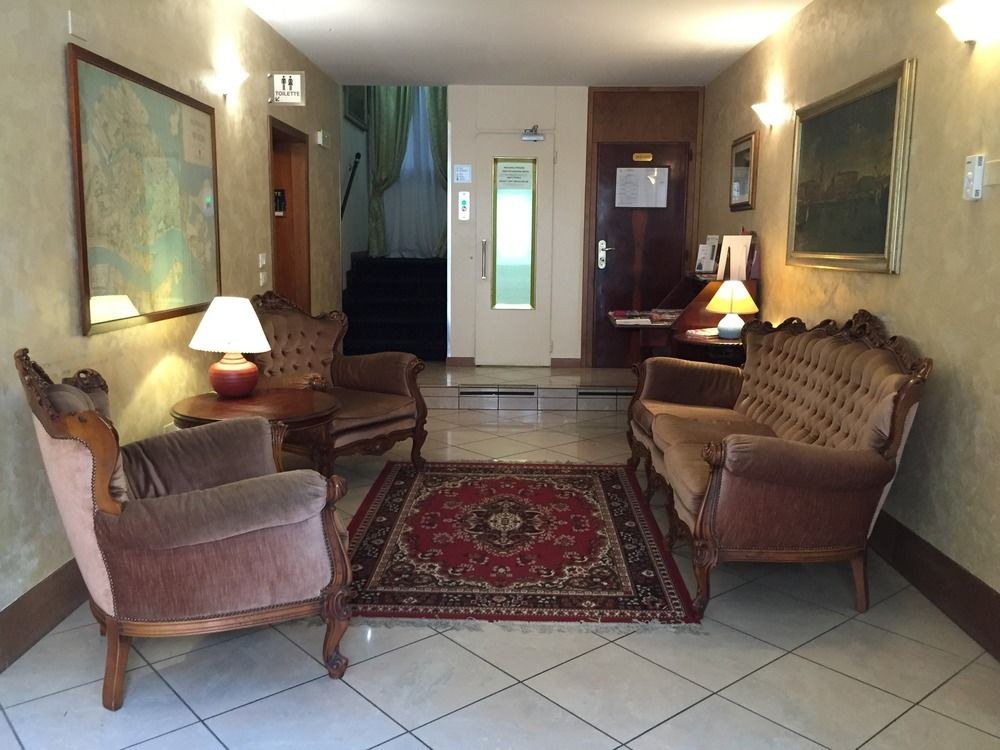 MALIBRAN photo 1