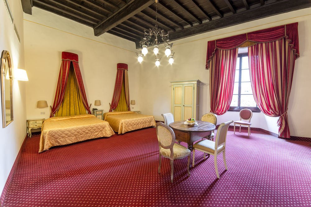 Hotel Paris photo 2