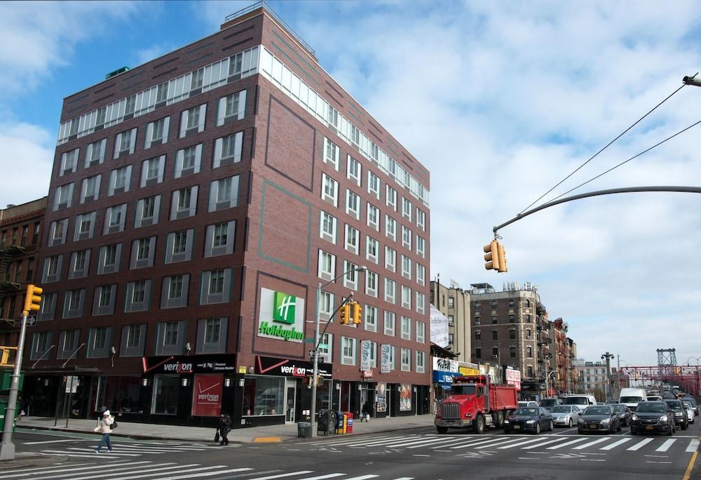 HOLIDAY INN LOWER EAST SIDE photo 3