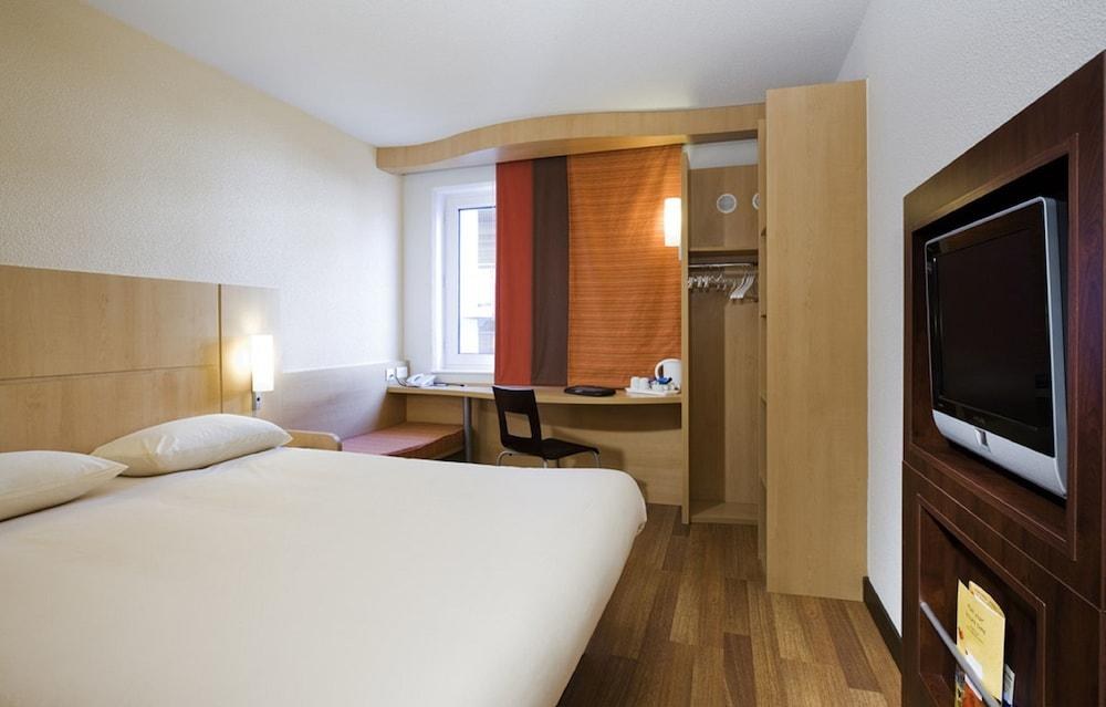 IBIS LONDON GREENWICH photo 3