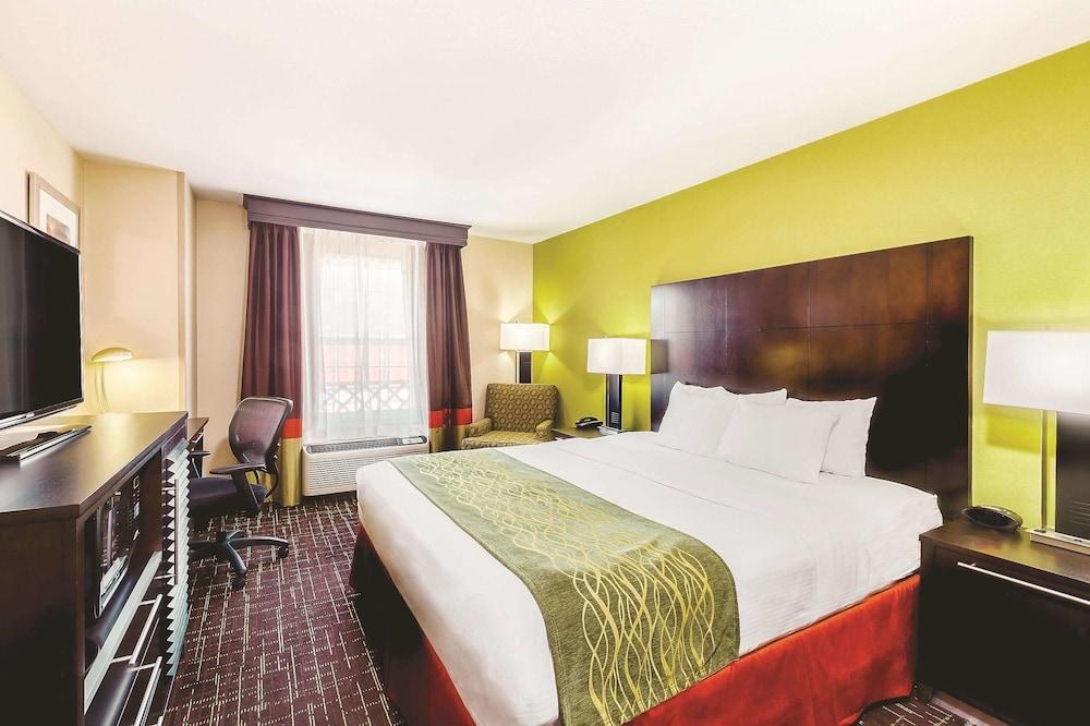 LA QUINTA INN OLD TOWN photo 4
