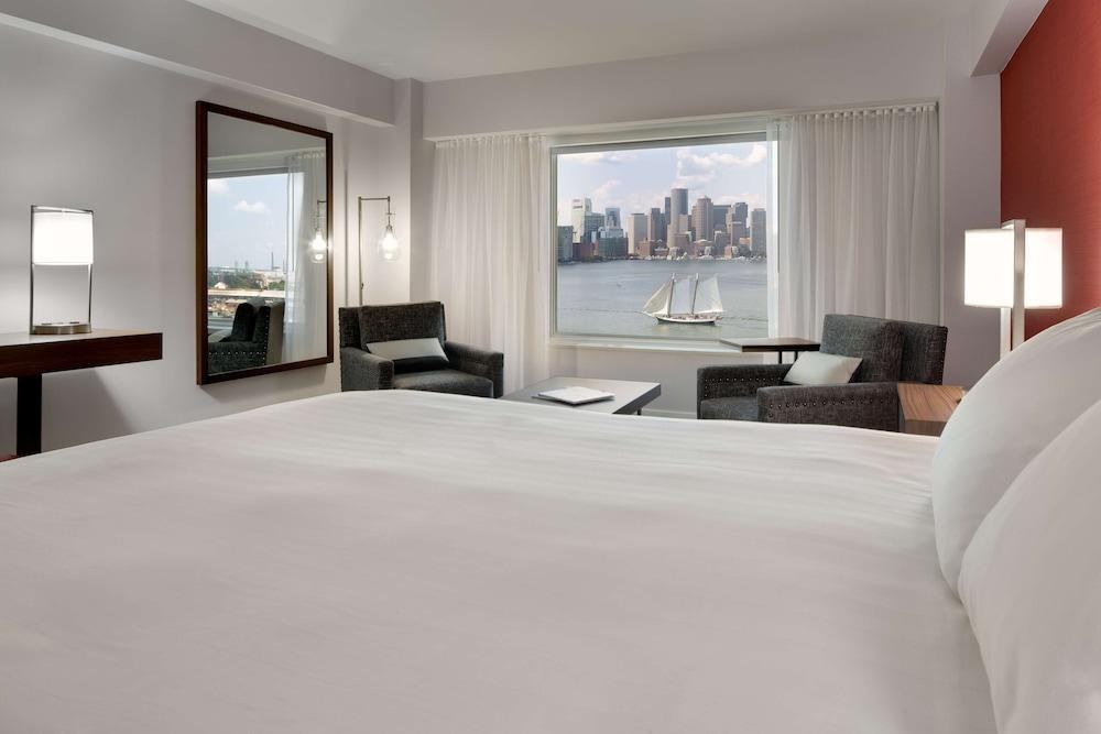 HYATT REGENCY BOSTON HARBOR photo 2