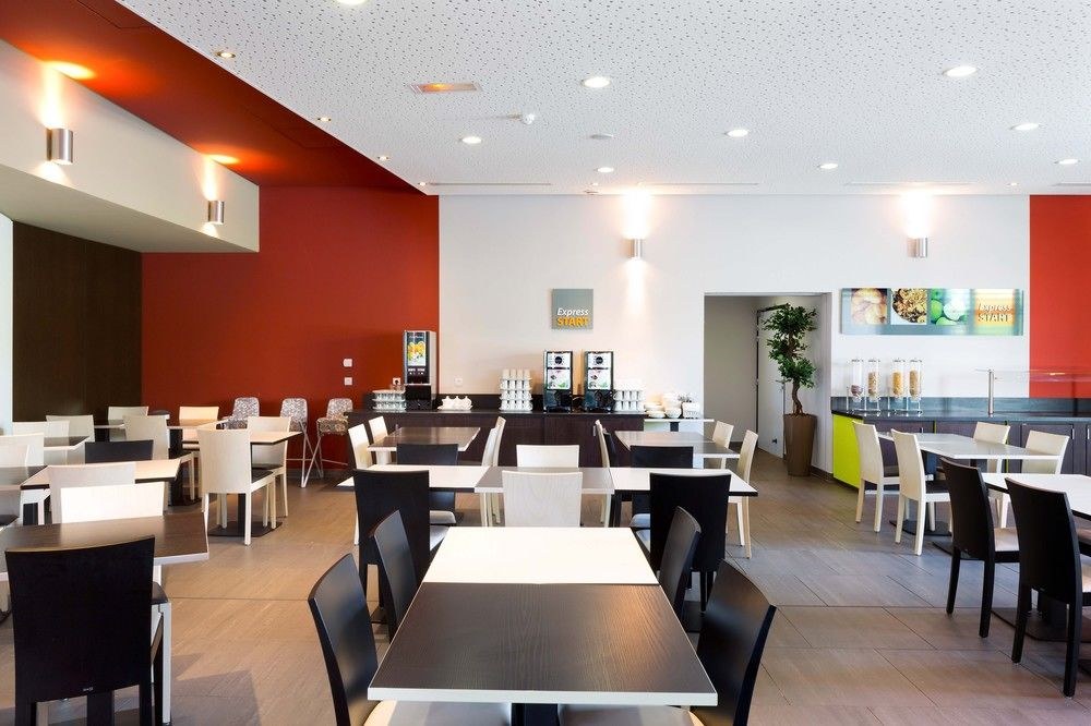 HOLIDAY INN EXPRESS MONTPELLIE photo 1