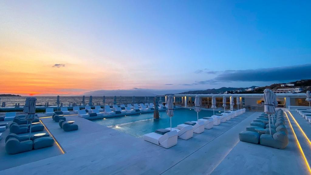 MYKONOS BAY RESORT & VILLAS