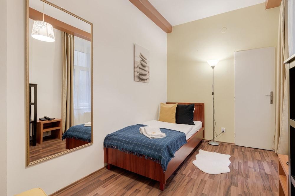 Koruna Hotel photo 2