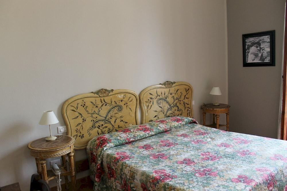 HOTEL MEDICI photo 4