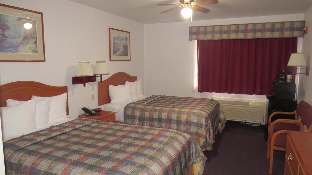 BEST WESTERN PINEYWOODS INN