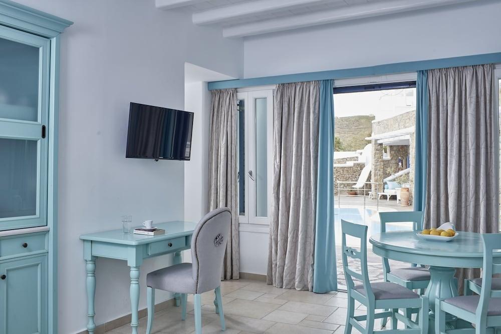 ELIA ARTE & MARE SUITES photo 3