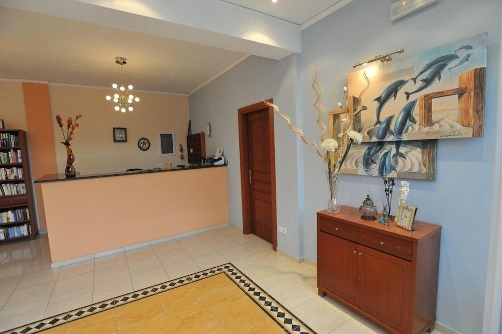 SAINT SPIRIDON APTS photo 4