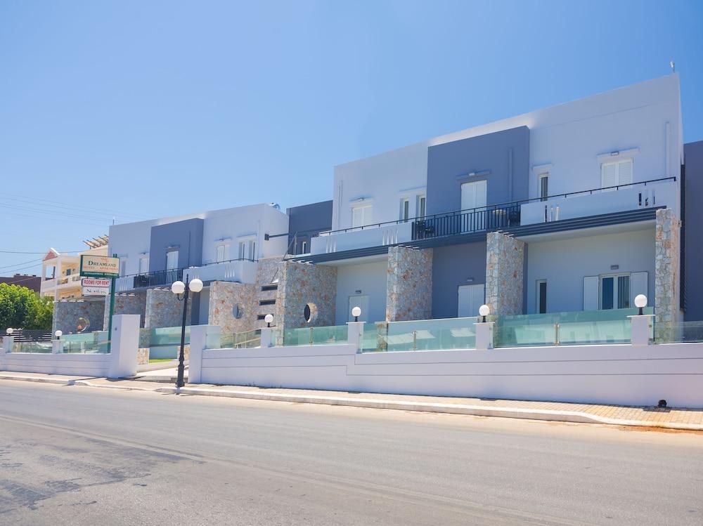 Nontas Suites photo 4
