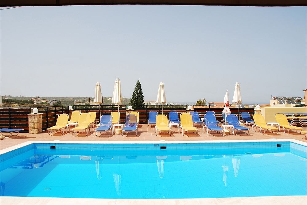 GOLDEN VALENTIN APARTMENTS photo 1